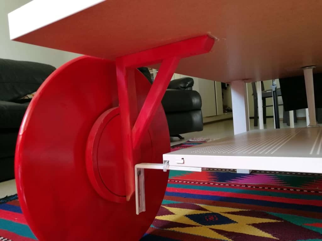 Trolley table: Make a Coffee Table on Wheels