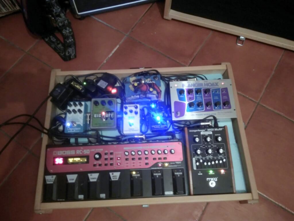 DIY custom pedal board case